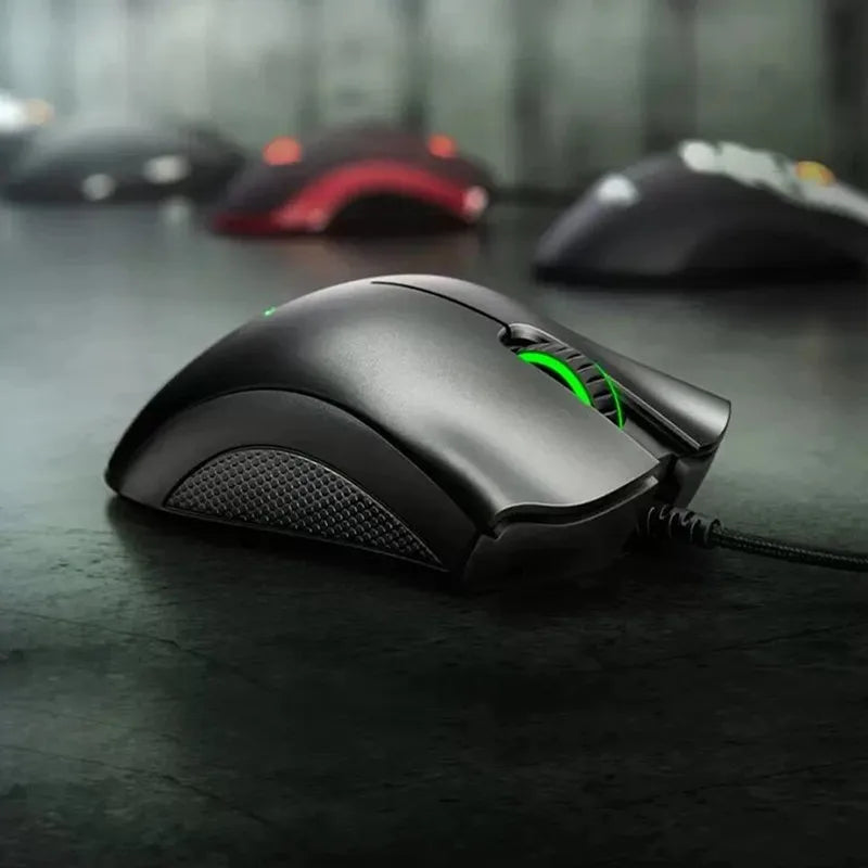 Razer DeathAdder Essential: Mouse Gamer com 6400 DPI e 5 Botões Independentes - Performance Imbatível!